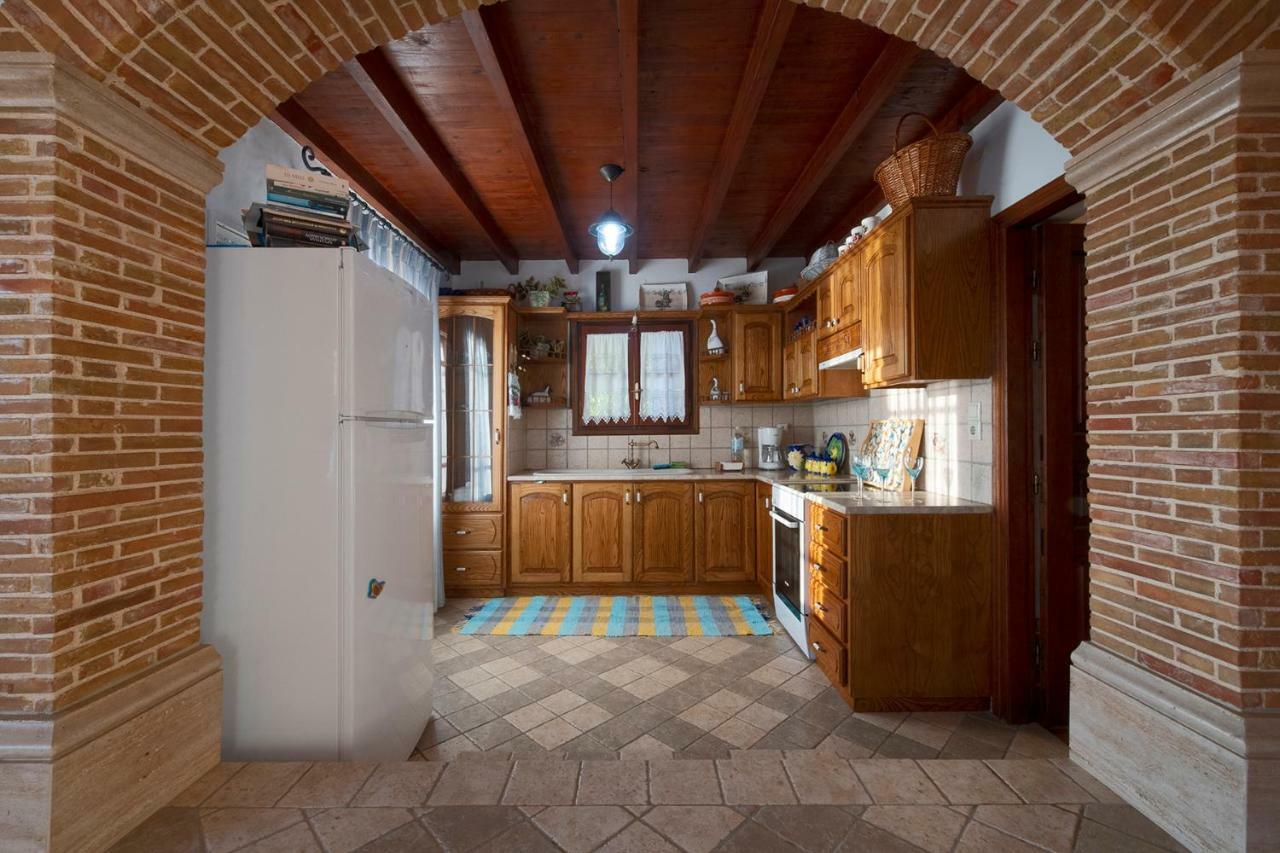 Secret Paradise Beach Villa Skalia Exterior photo